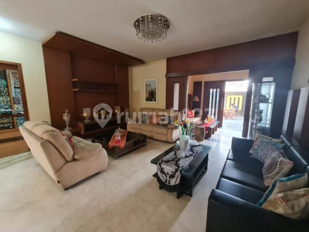 Rumah Strategis, nyaman dan siap huni dikota bandung dalam komplek Rumah Strategis, nyaman dan siap huni dikota bandung dalam komplek