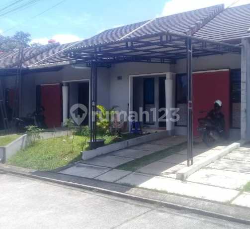 RUMAH CANTIK MINIMALIS TERAWAT SIAP HUNI GA PAKE LAMA - GB