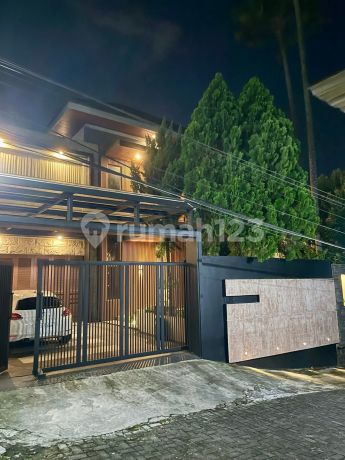 Exclusive 2-Story Residence SHM 687m² in Cemara Regency Banyumanik Street