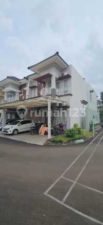 Rumah Hook Dalam Cluster Pamulang Dekat Kampus Tangerang Selatan