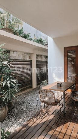 Apartement Daksa Residence 2 BR Full Furnished Lokasi Strategis di Area Senopati - Jakarta Selatan