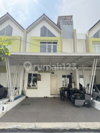 Ready-to-Occupy 2.5-Story House in Cluster Vettore Prima Harapan Regency, Bekasi Ready-to-Occupy 2.5-Story House in Cluster Vettore Prima Harapan Regency, Bekasi
