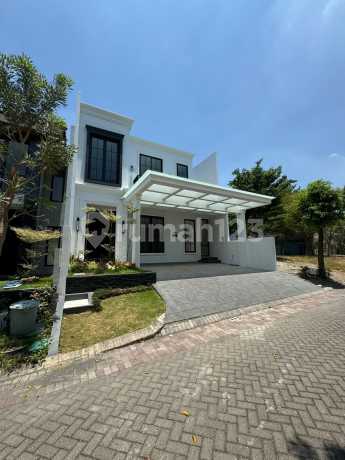 For Sale Good House Ready to Move In 2-Story Royal Park 1 Citraland West Surabaya
