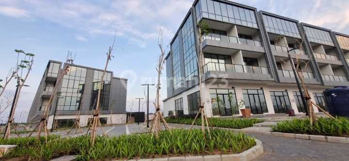 Disewa !!! Rukan Hook Esklusif, 4,5X20, 3Lt, Mega Kuningan Pik2