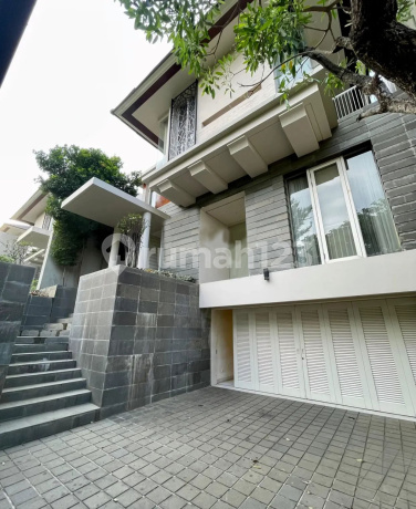 Rumah Mewah Grand Peninsula Park Surabaya!