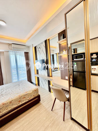 DISEWAKAN APARTEMEN BENSON LT 18 FULL FURNISH BAGUS MEWAH PAKUWON MALL