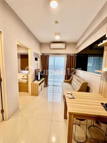 For Rent Apartment Tangling 15th Floor Furnished View Pool Pakuwon Mall