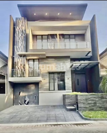 FOR SALE FULLERTON PLACE HOUSE 5KT SPLIT LEVEL CITRALAND CIPUTRA SCHOOL