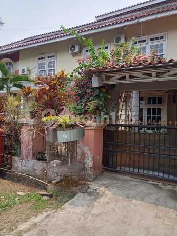 Rumah Cantik Dan Nyaman 2 Lantai Di Hook,di Perum. Bukit Permai, Cibubur Jakarta Timur Siap Huni Rumah Cantik Dan Nyaman 2 Lantai Di Hook,di Perum. Bukit Permai, Cibubur Jakarta Timur Siap Huni