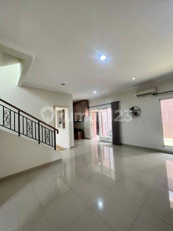 2-Story Ready-to-Occupy House in Flaminggo Spring Cluster - Gading Serpong 2-Story Ready-to-Occupy House in Flaminggo Spring Cluster - Gading Serpong