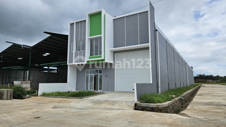 Gudang Murah Siap Pakai Surya Grand Cisoka 11x40 Tangerang