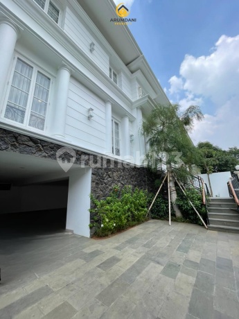 Dijual Rumah Mewah Baru Semi Furnish Lokasi Strategis Dekat Sekolah Internasional dan Kuliner Area Kemang Dalam Kemang Jakarta Selatan Dijual Rumah Mewah Baru Semi Furnish Lokasi Strategis Dekat Sekolah Internasional dan Kuliner Area Kemang Dalam Kemang Jakarta Selatan