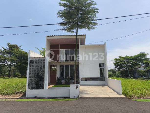 Rumah Idaman Lokasi Strategis, Air Bersih, Tidak Banjir