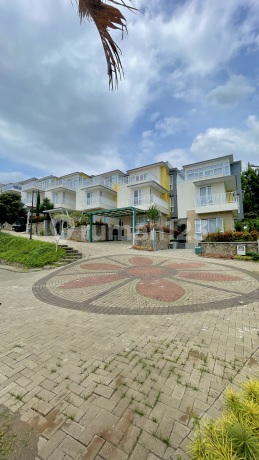 Dijual Rumah Semi Villa Nuansa Pegunungan Sejuk Berkabut