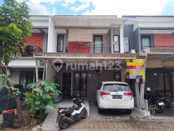 Rumah Bagus 3 BR di Grand Batavia Fiera, Tangerang Rumah Bagus 3 BR di Grand Batavia Fiera, Tangerang
