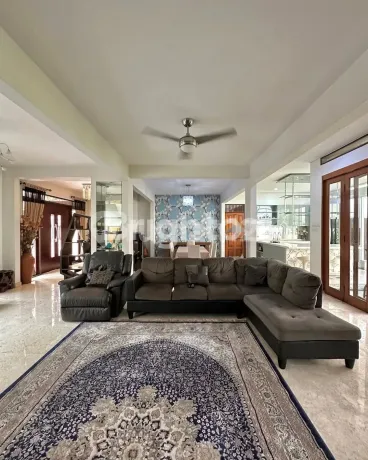 Rumah Mewah di Rancho Tanjung Barat, 5 Menit dari AEON MALL, Tol JORR & Stasiun KRL