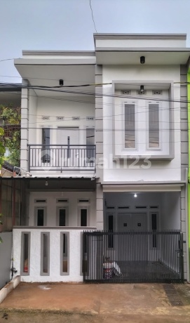 Dijual Rumah di Graha Bukit Raya Cimahi