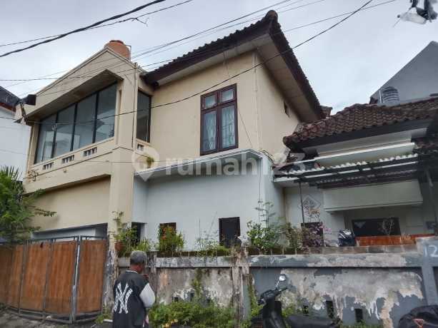 Freehold Rumah Jalan Mahendradata Perumahan Graha Adi Denpasar