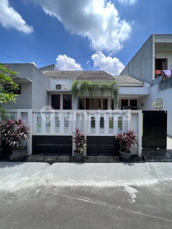 Rumah Bagus Minimalis Cirendeu Tangerang