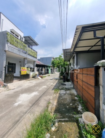 Rumah, 2 Lantai, SHM, di Cilodong