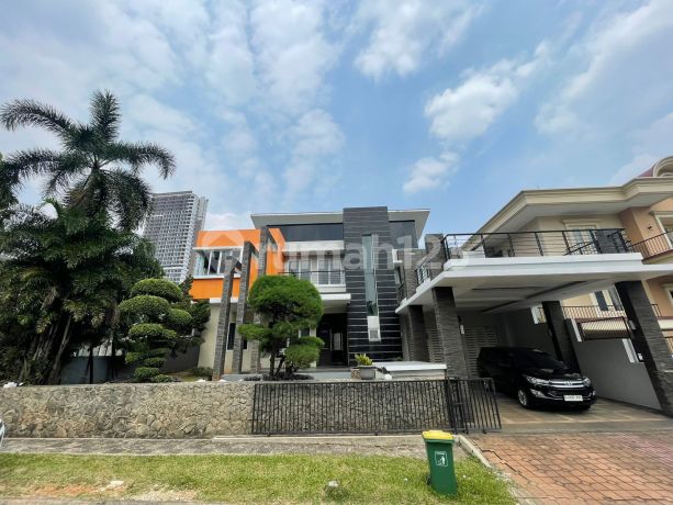 Rumah Mewah Luas Ada Lapangan Basket di Taman Telaga Golf Bsd Rumah Mewah Luas Ada Lapangan Basket di Taman Telaga Golf Bsd