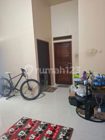 Dijual Rumah Taman Cipto