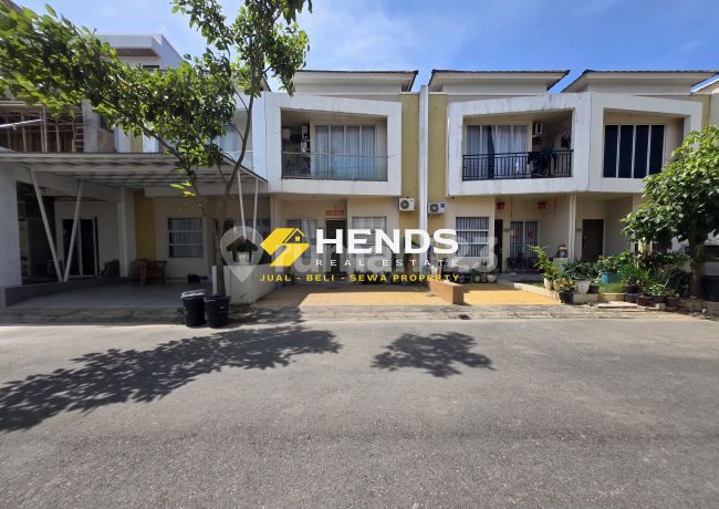 For Sale 2-Storey House Ready to Live In Semi-Furnished Monde Residence Batam Centre For Sale 2-Storey House Ready to Live In Semi-Furnished Monde Residence Batam Centre