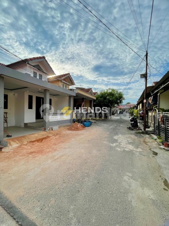 Dijual Rumah Siap Huni di Simpang Raya Indah Batam Centre