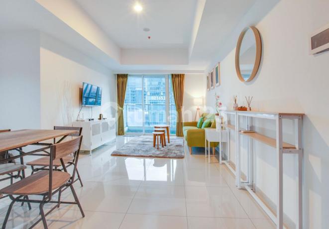 Dijual Apartment The Kensington Royal Suites, Lantai Rendah. Full Furnished, Siap Huni