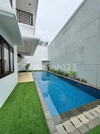 Luxury House With Swimming Pool Ready to Live In Elite Complex Taman Duren ******** ******** Sawit East Jakarta Luxury House With Swimming Pool Ready to Live In Elite Complex Taman Duren ******** ******** Sawit East Jakarta