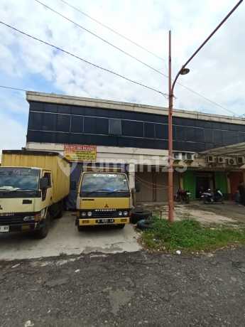 Ruko Strategis Cocok Untuk Usaha Dekat Pintu Tol di Kopo Mas Regency, Jl. Kopo, Margasuka, Babakan Ciparay, Kota Bandung, Jawa Barat, Indonesia, 40225, Kopo