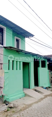 For Sale 2 Doors 2 Floors Fully Renovated House in Villa Tangerang Indah Periuk Tangerang City Flood-Free