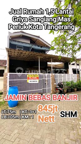 Selling a 1.5-Story House at Griya Sangiang Mas Housing Complex, Periuk, Tangerang City.