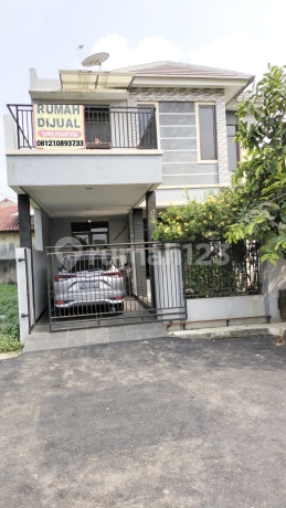 Jual Cepat Rumah Rapi Siap Huni 2 Lantai Perumahan Taman Pabuaran , Karawaci Kota Tangerang