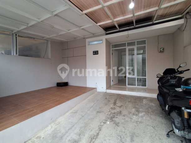 Siap Huni, 2 Lantai, Dekat Pusat Perbelanjaan Katapang Siap Huni, 2 Lantai, Dekat Pusat Perbelanjaan Katapang
