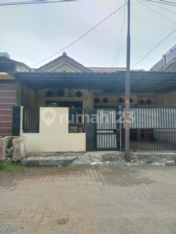 Dijual Rumah di Komplek Mutiara Garuda, Teluk Naga