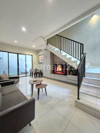 Dijual Rumah 2 Lantai SHM Semi Furnished Di Discovery Park Tangerang Selatan Dijual Rumah 2 Lantai SHM Semi Furnished Di Discovery Park Tangerang Selatan