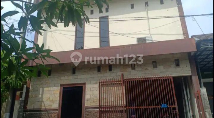 Hunian 2 Lantai Nyaman Sudah Full Furnished di Blukid Residence Dekat Alun Alun Sidoarjo