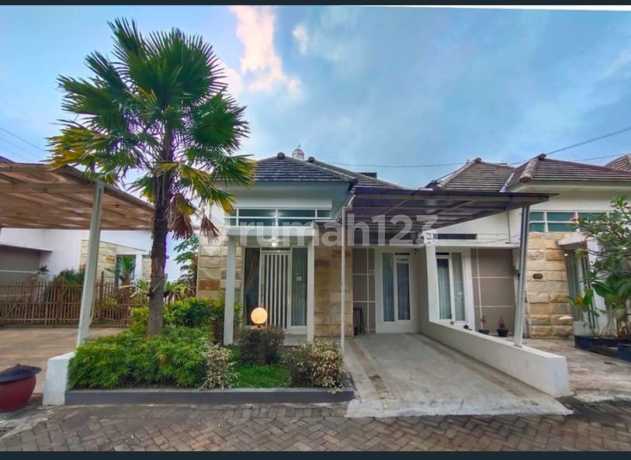 Rumah Siap Huni Full Furnished di Perum Emerald Villas Batu
