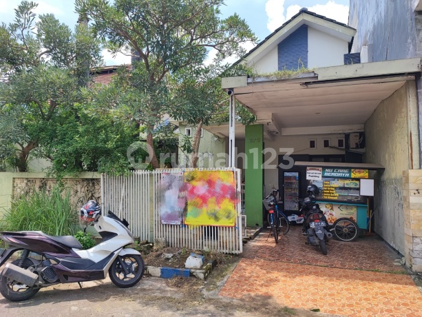 Sangat Murah Rumah Lantai Full Granit di Park Royal Regency Sidoarjo Sangat Murah Rumah Lantai Full Granit di Park Royal Regency Sidoarjo