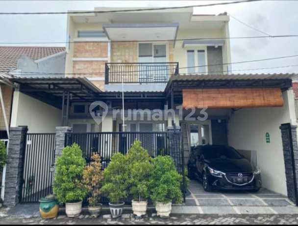 Dijual Rumah 2 Lantai Di Penjaringan Sari Rungkut Surabaya Timur Rumah Bagus SHM di Perumahan, Penjaringan Sari, Rungkut, Kota Surabaya, Jawa Timur, Surabaya, 60297, Rungkut