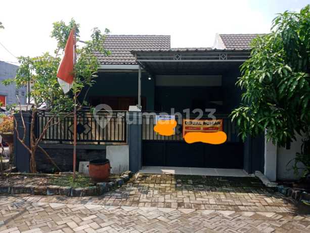 Dijual Rumah Di Perumahan Sapphire Residence Buduran Sidoarjo Rumah di Kantor Desa, Jl. Pahlawan, Damarsi, Buduran, Sidoarjo, Jawa Timur, Indonesia, 61252, Buduran SHM