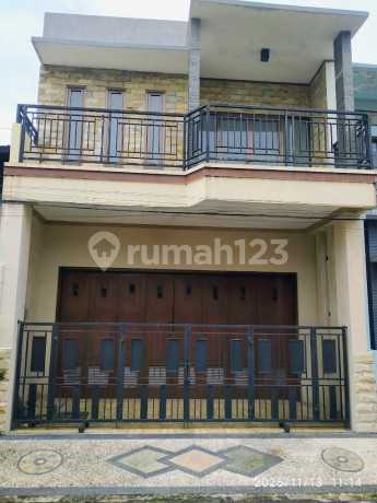 Rumah Mewah 2 lantai Renovasi Total Siap Huni 