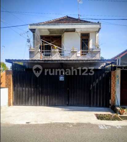 Rumah Cantik Di Jalan Raya Trawas Dekat Wisata 