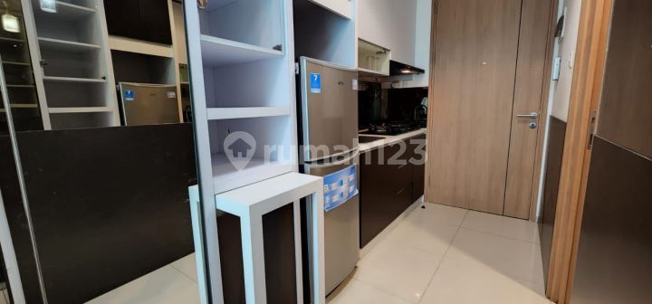 Dijual cepat Apartemen TreePark Cikokol Full Furnish 