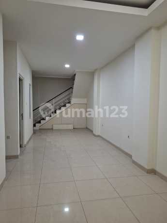 Dijual Rumah Siap Huni Taman Permata Parahyangan Rumah 2,5 lantai