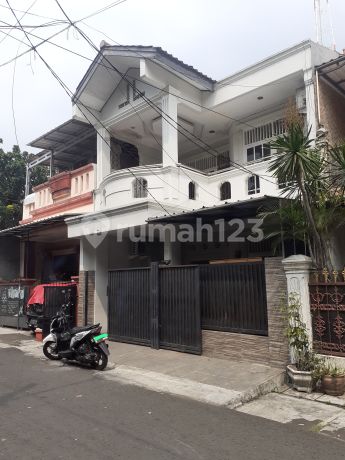 Rumah Di Jual. Komplek Walikota Meruya Jakarta Barat