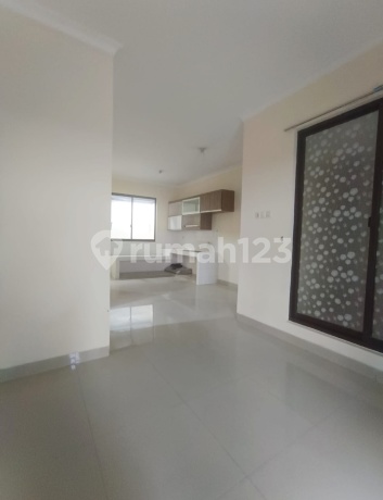 Rumah Dijual dan Disewakan 2 Lantai.shm, Lingkungan Asri.bebas Banjir. Rumah Dijual dan Disewakan 2 Lantai.shm, Lingkungan Asri.bebas Banjir.