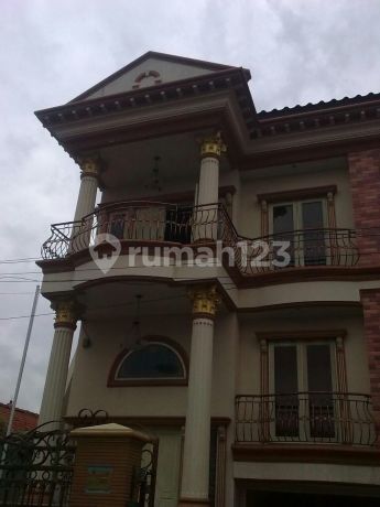 For Sale: Good, Strategically Located House Near Toll Gate in Barata Karang Tengah Ciledug Housing Complex