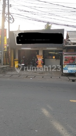 Ruko Gandeng Strategi ********